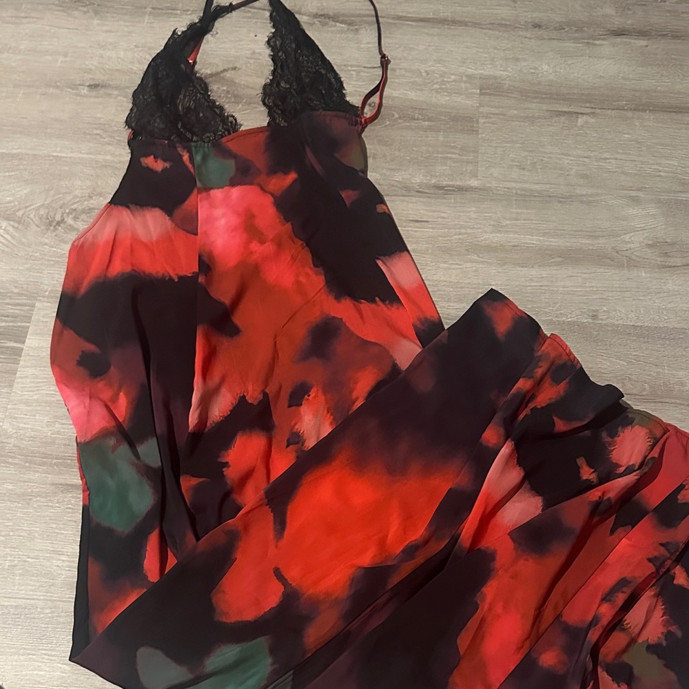 Amazon Red and Black Tie-Dye Chemise